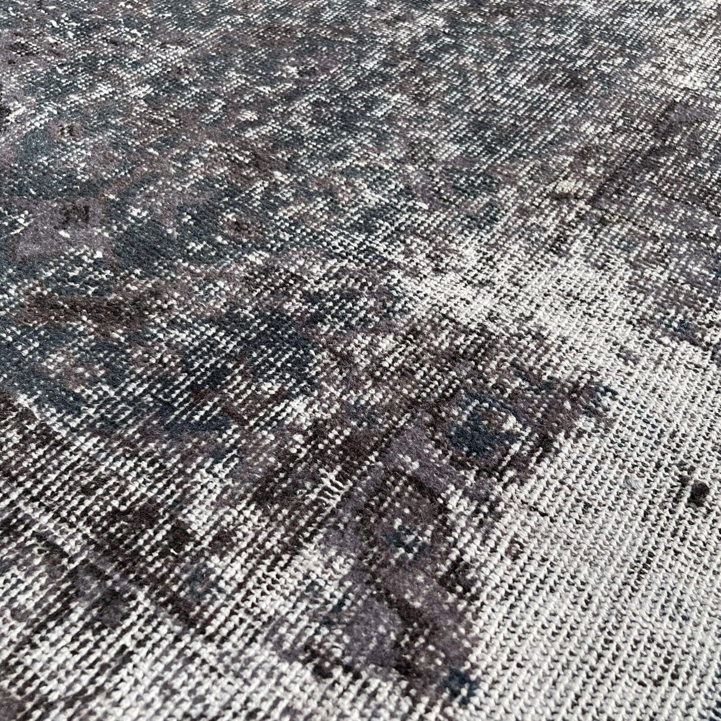 Distressed Overdyed Türkischer Teppich 196 x 110 cm Vintage Decorative Teppich