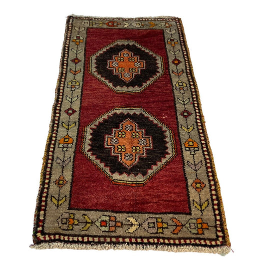 Traditionelle Vintage türkische Teppich, Vintage Turkish Rug  97X 52 cm